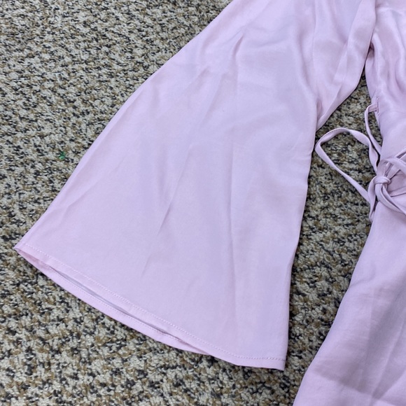 NWT Cupcakes & Cashmere Kaidence Satin Wrap Dress - Picture 7 of 9